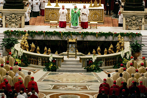 Eröffnungsmesse der Bischofssynode von 2005