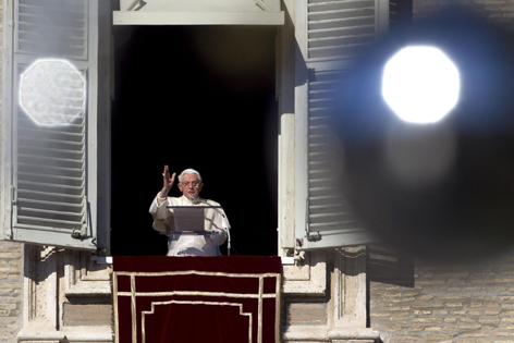 Papst beim Angelus-Gebet