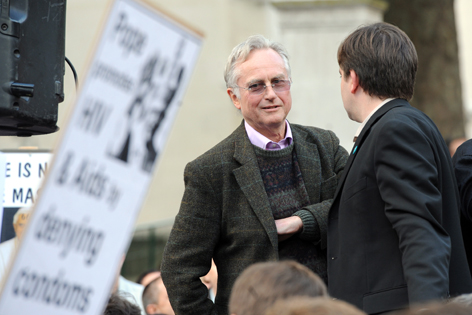 Richard Dawkin auf Anti-Papst-Kampagne