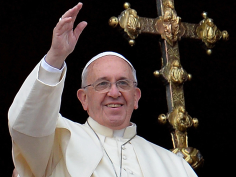 Papst Franziskus sendet seine Weihnachtswünsche vom Petersplatz in die ganze Welt.