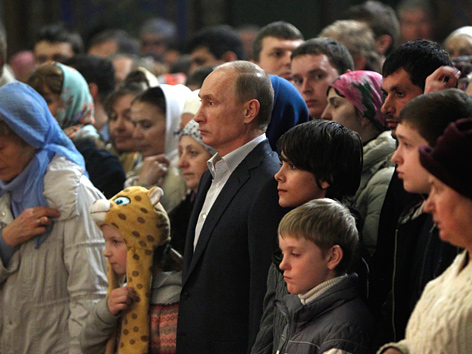 Wladimir Putin beim Gottesdienst in Sotschi