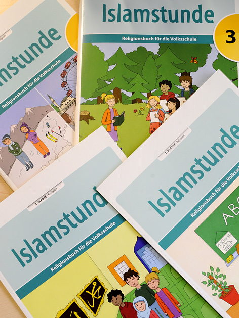 Das Buchcover des neuen Islam-Lehrbuchs