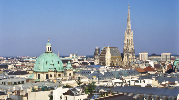 Wien, Stadtpanorama, Blick über die Innenstadt mit Stephansdom -