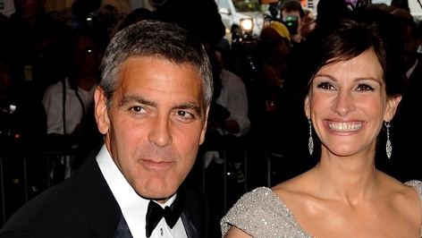 Julia Roberts
George Clooney