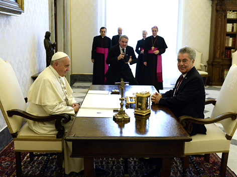 Bundespräsident Heinz Fischer trifft Papst Franziskus im Vatikan