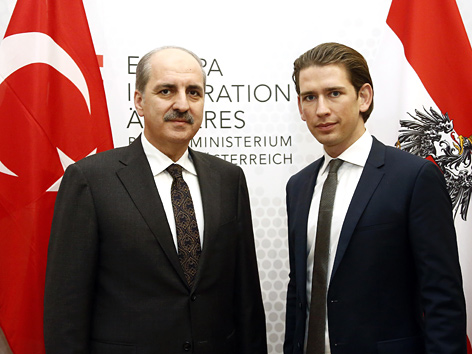 Minister Sebastian Kurz und der türkische Vizepremier, Nurman Kurtulmus im Rahmen eines Treffens in Wien