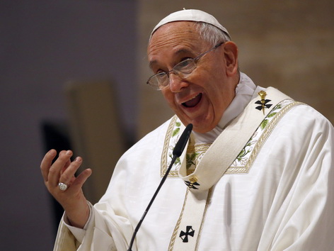 Papst Franziskus prangert die soziale Ungleichheit auf den Philippinen an