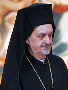 Der griechisch-orthodoxe Metropolit von Paris Emmanuel Adamakis
