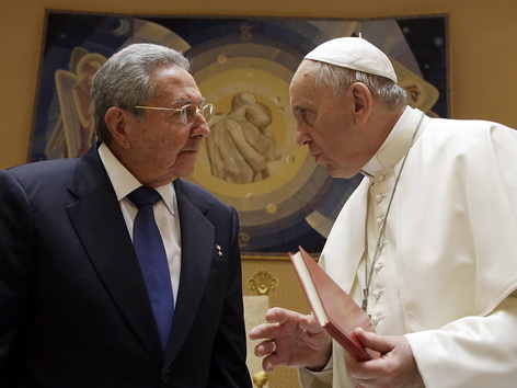 Castro besucht Papst