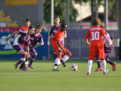 Jugendspieler der Austria beim Match gegen TRIALOG-Spieler