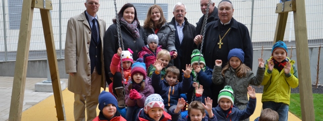 St. Nikolausstiftung: Neuer Kindergarten „St. Nikolaus“ in Inzersdorf – Segnung passend zum Namenstag des Bischofs