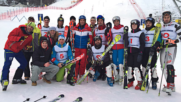 Das Team der Ö3-Ski-Challenge am Zielhang der Planai in Schladming