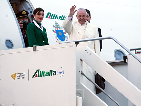 Papst bricht nach Kuba auf