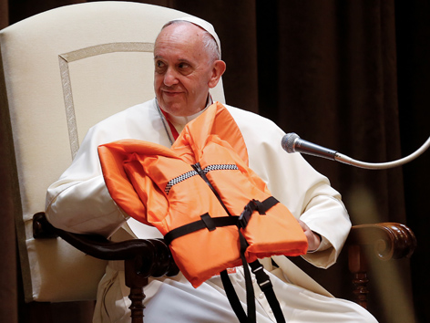 Papst gedenkt Ertrunkener