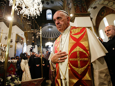 Papst Franziskus in der Patriarchatskathedrale von Etschmiadzin, Armenien