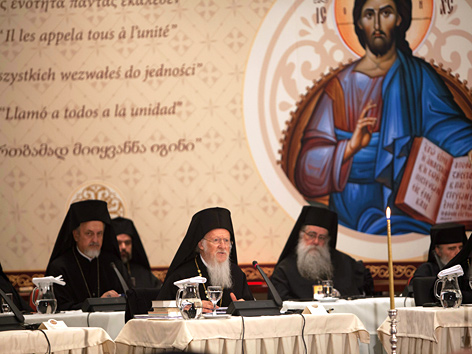 Patriarch Bartholomaios I. und Patriarchen beim panorthodoxen Konzil auf Kreta