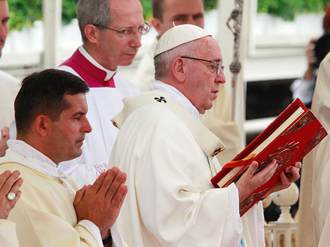 Papst Franziskus zelebriert die Messe in Tschenstochau (Polen)