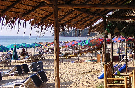 Surin Beach auf der Ferieninsel Phuket