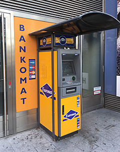 Ein Bankomat der Firma Euronet