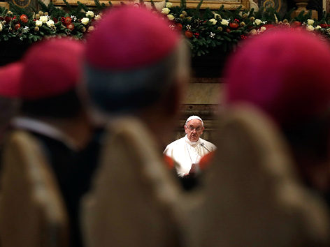 Papst Franziskus hält seine Weihnachtsansprache vor Mitgliedern der Kurie