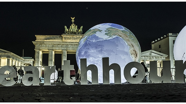 Hashtag mit earthhour in Berlin