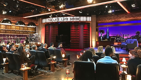 Hiller & Hana bei der "Late Late Show with James Cordon"