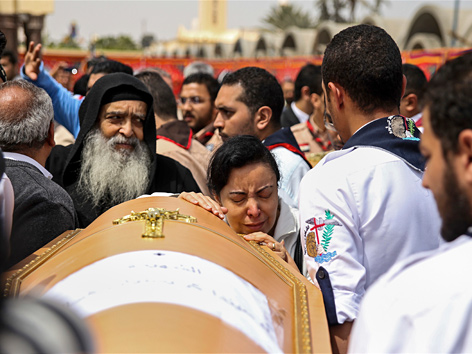 Trauerfeier um beim Anschlag auf Kirchen am Palmsonntag getötete Kopten in Alexandria, Ägypten