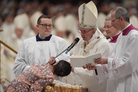 Papst Taufe Osternacht