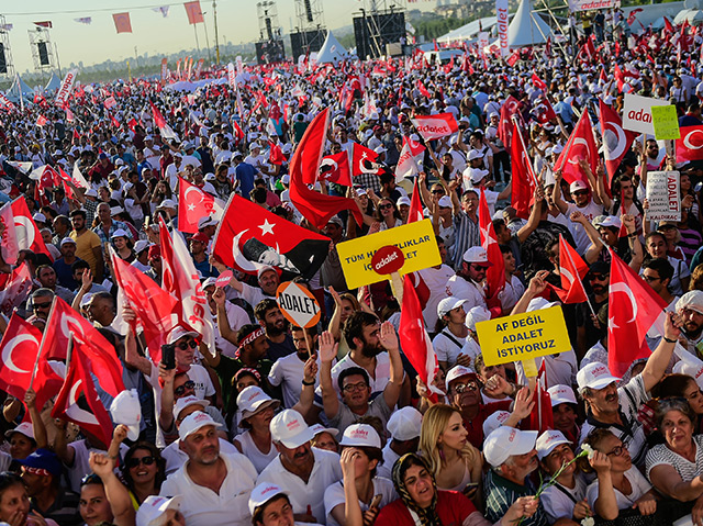 Großkundgebung in Istanbul, Abschluss des "Marsches für Gerechtigkeit" am 9. Juli 2017