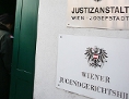 Schild zur Justizanstalt Josefstadt Jugendgerichtshilfe