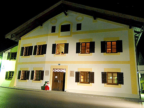 Das Geburtshaus von Papst Benedikt XVI. in Marktl am Inn (Oberbayern)