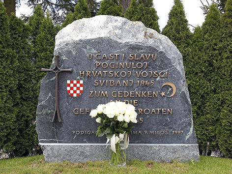 Gedenkstein "Massaker von Bleiburg" am Loibacher Feld bei Bleiburg, Kärnten
