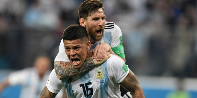 Argentinien - Messi und Rojo