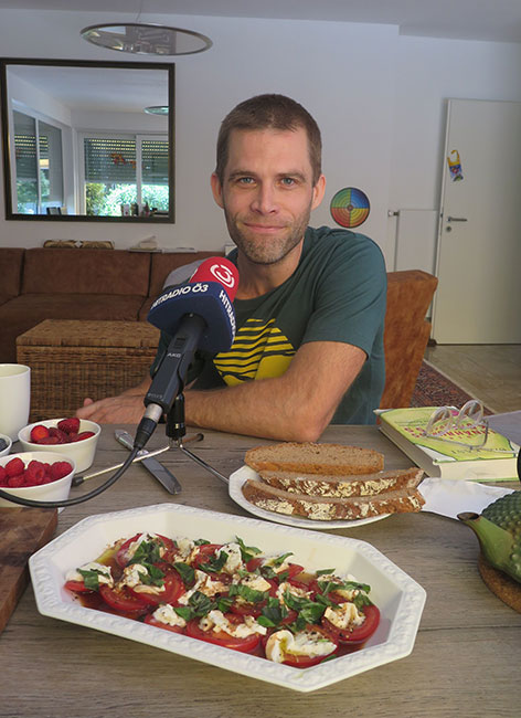Bas Kast: Jung und schlank essen mit Joghurt! - Ö3 Sendungen