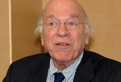 Stanley Cavell  2006 bei einem Vortrag an der ETH Zürich