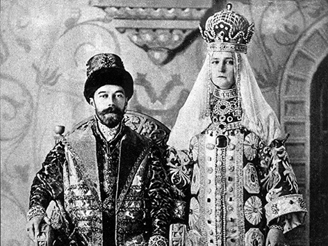 Zar Nikolai II. und seine Frau Alexandra Fjodorowna 