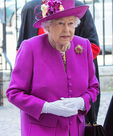 Königin Elizabeth lächelt