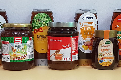 Verschiedener Honig aus Supermärkten