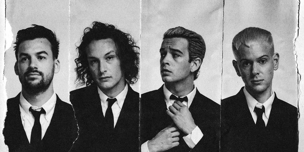 Schwarz-weiß-Fotos der vier Bandmitglieder
