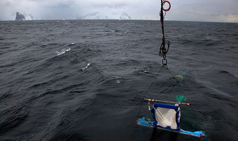 Netz zur Erforschung der Unterwasserwelt