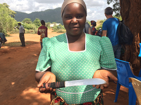 Tansania FGM Genitalverstümmelung Werkzeug