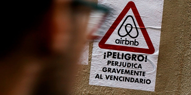 Warnschild vor Airbnb