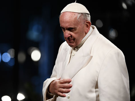 Papst Franziskus beim Kreuzwegsgebet 2018