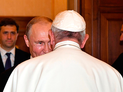 Präsident Wladimir Putin und Papst Franziskus