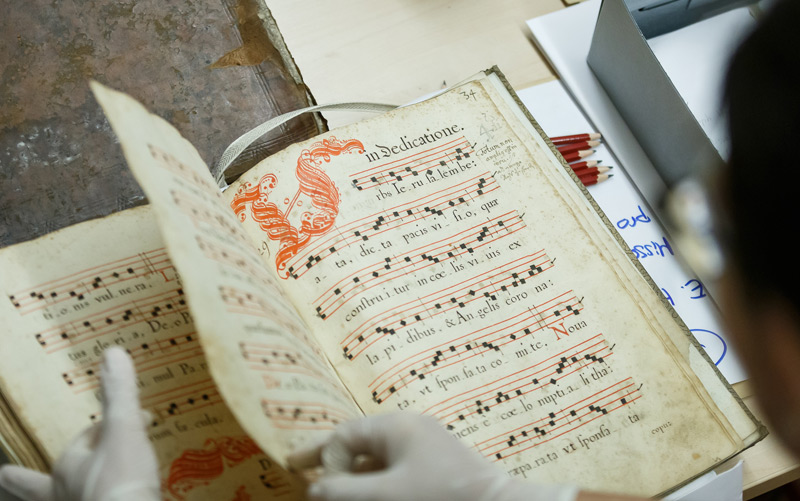 Das älteste Stück des Musikarchivs im Stephansdom: ein Hymnar aus dem Jahre 1669