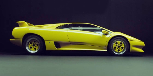 Gelber Lamborghini