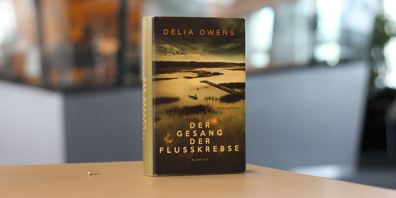 Buchcover von "Der Gesang der Flusskrebse" von Delia Owens
