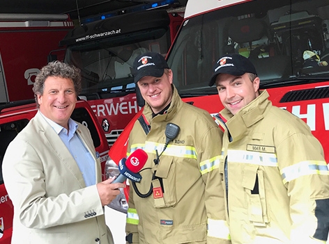 Ö3-Reporter Peter Obermüller mit der Freiwilligen Feuerwehr Pongau