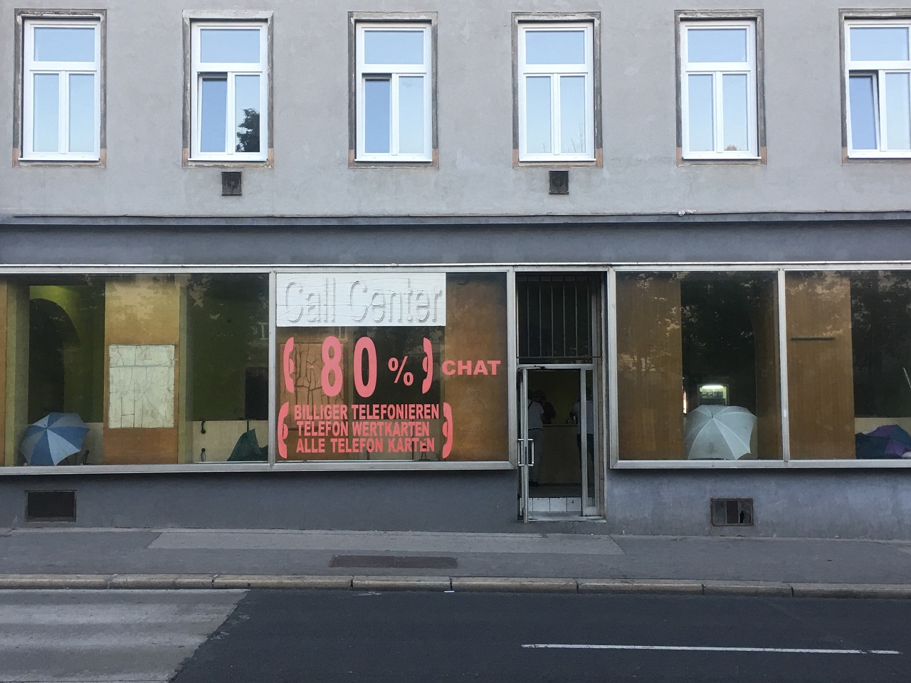 Ein Internet Café am Wiener Gürtel