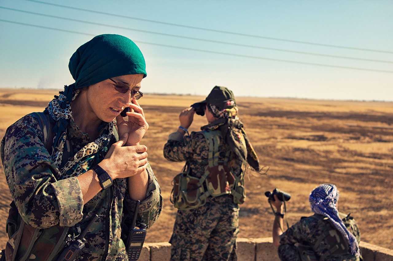 "Commander Arian" zeigt das Leben einer Kämpferin der kurdischen Miliz YPG.